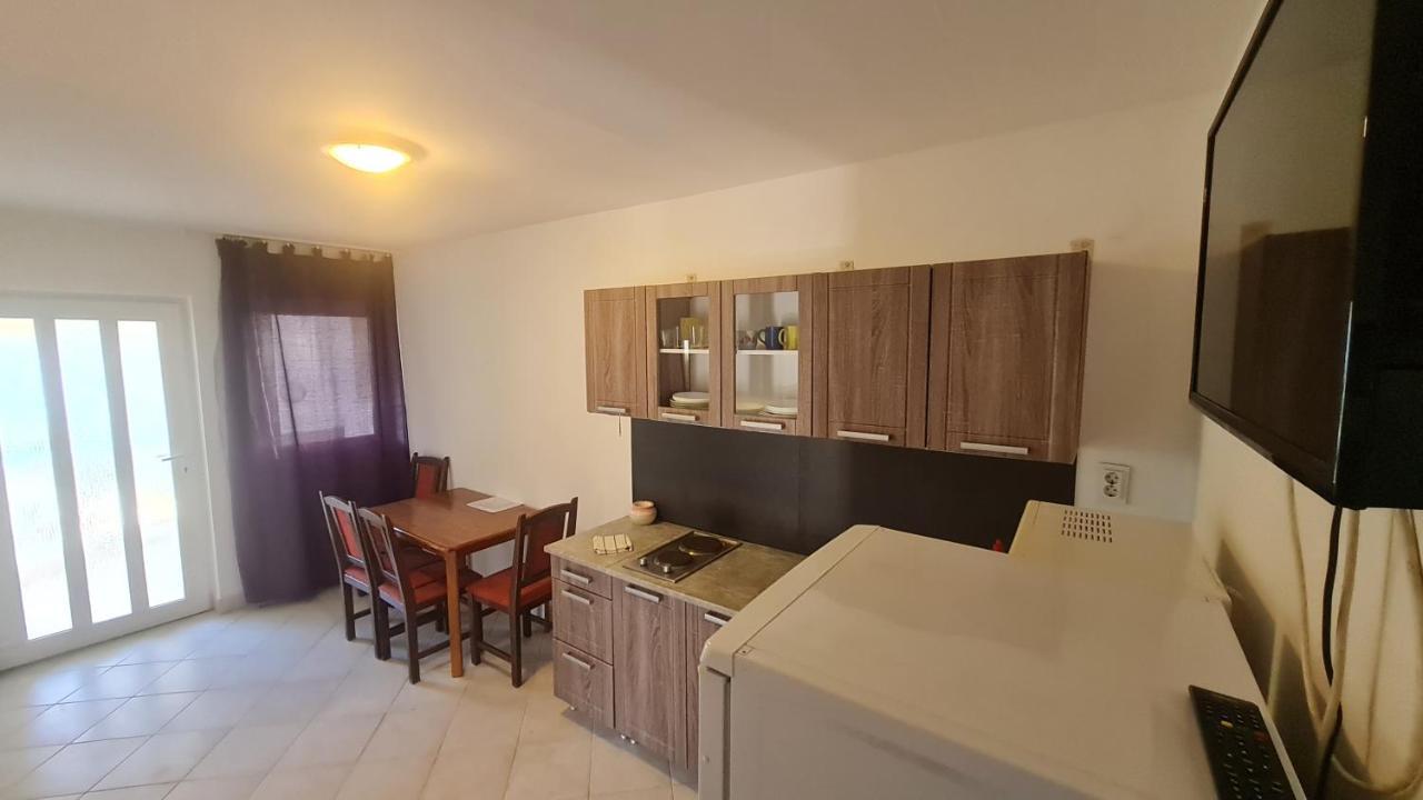 Yellow Sun 2 Apartman Шиофок Экстерьер фото