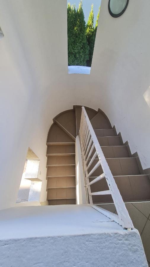 Yellow Sun 2 Apartman Шиофок Экстерьер фото