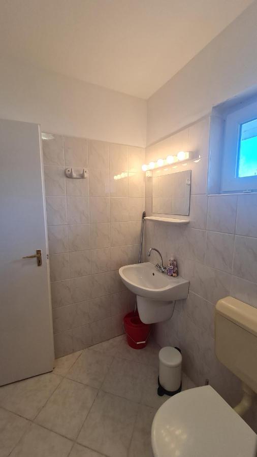 Yellow Sun 2 Apartman Шиофок Экстерьер фото